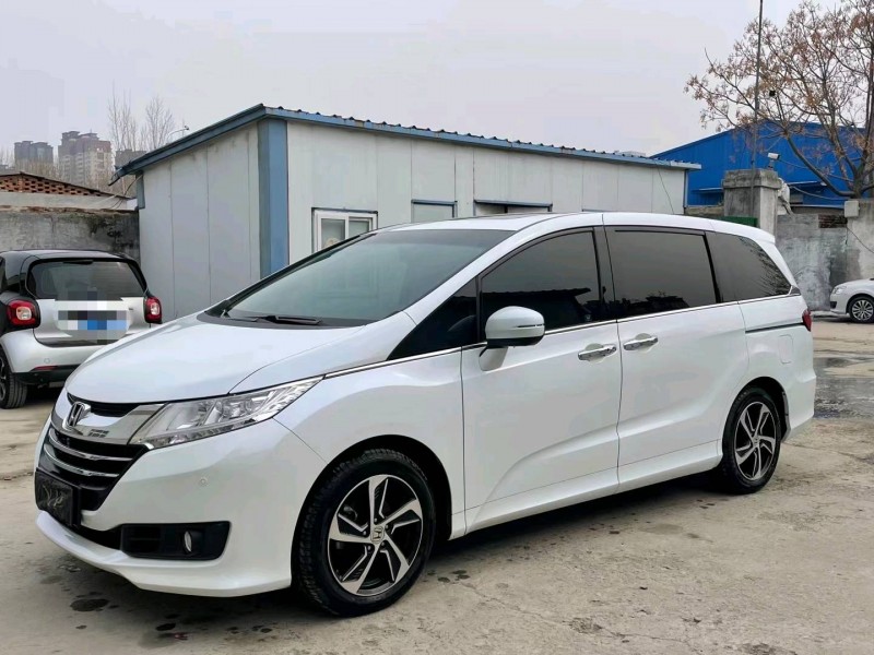 济宁15年本田奥德赛3