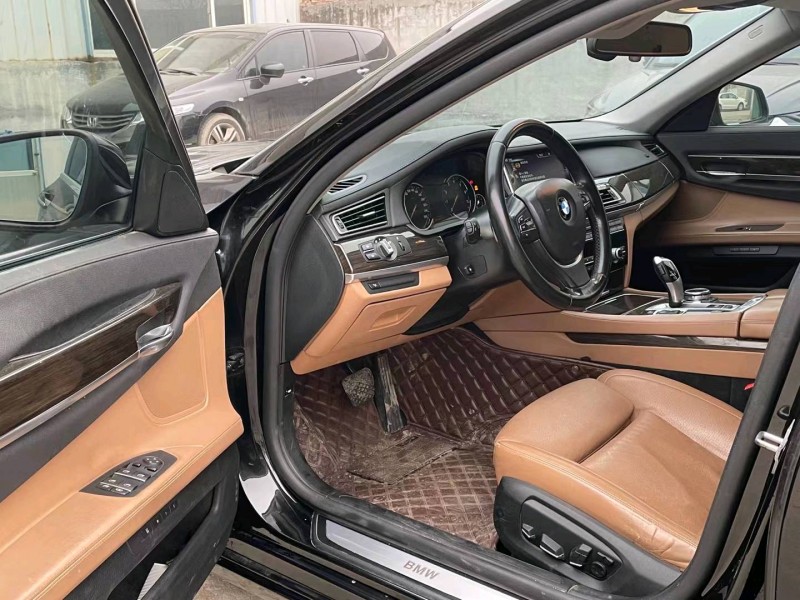 济宁14年宝马7系6