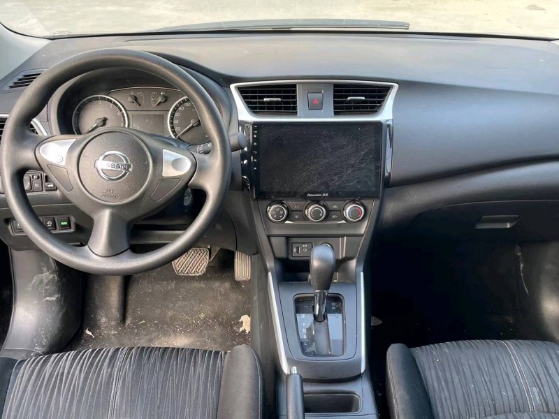 济宁22年日产轩逸4