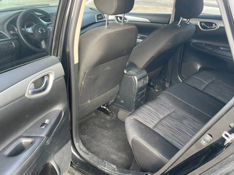 济宁22年日产轩逸5