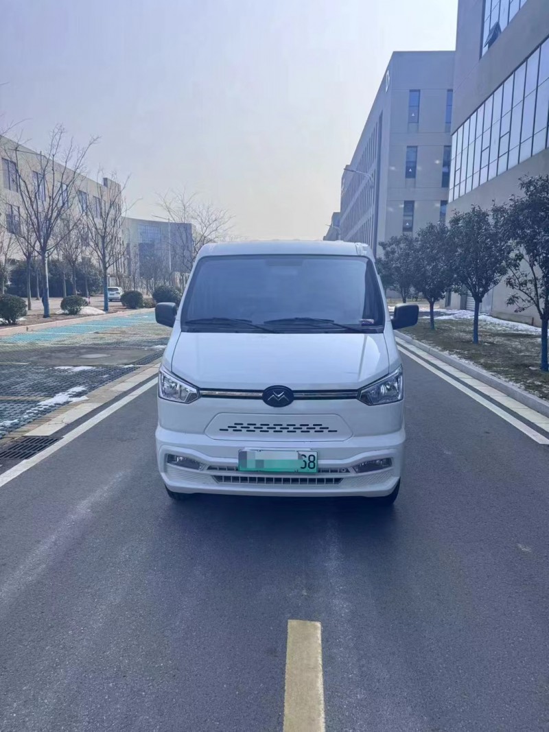徐州23年广汽吉奥帅凌1