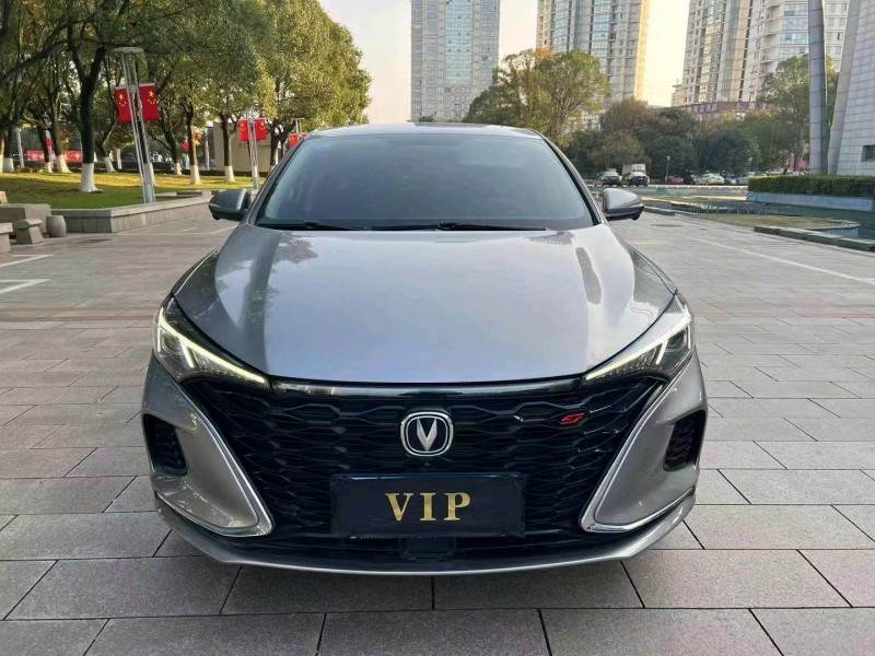 嘉興22年長安汽車逸動1
