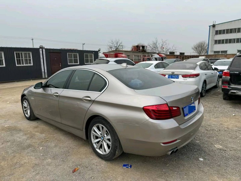 保定15年宝马5系8