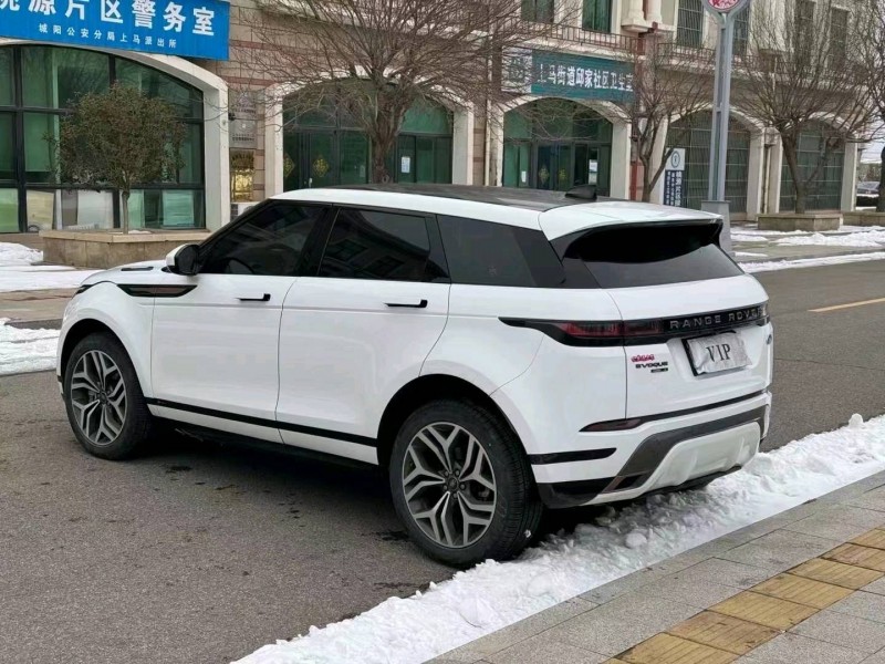 东营20年路虎极光3