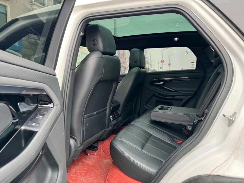 东营20年路虎极光8