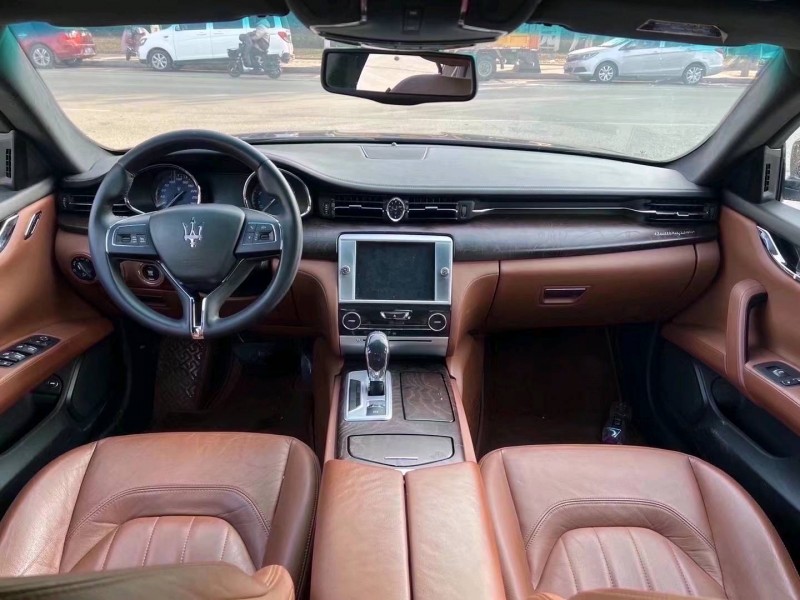 济宁15年玛莎拉蒂总裁4