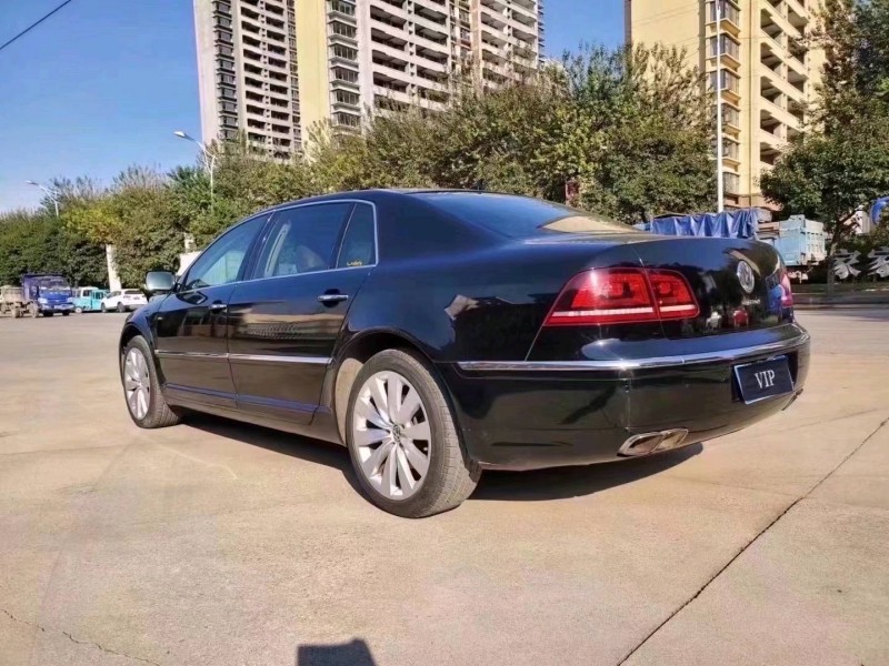 济宁13年大众辉腾7