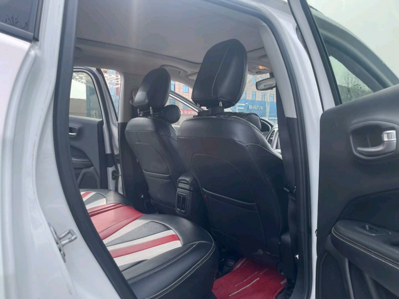 許昌19年Jeep指南者6