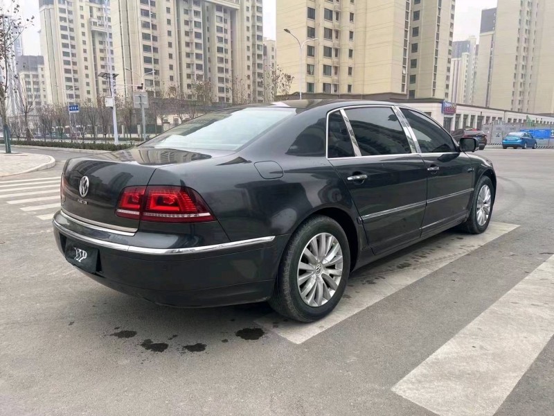 济宁13年大众辉腾7