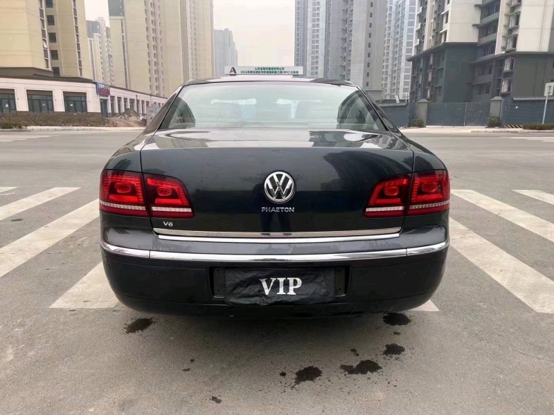 济宁13年大众辉腾8