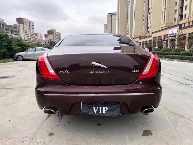 济宁12年捷豹XJ9