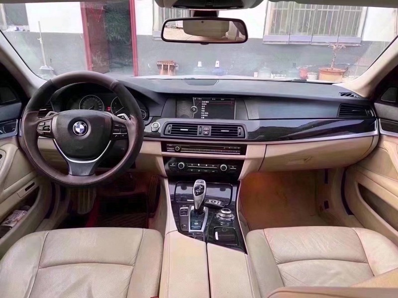 济宁12年宝马5系4