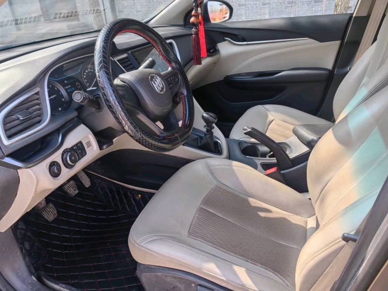 保定17年别克英朗4