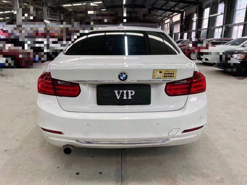 济宁15年宝马3系9