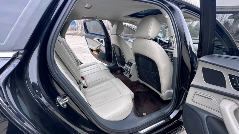 济宁16年奥迪A6L7