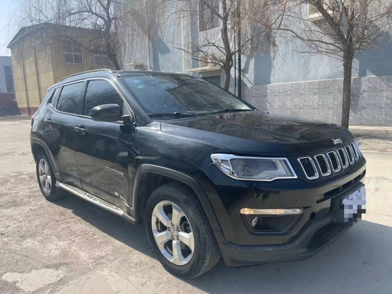 保定17年Jeep指南者3