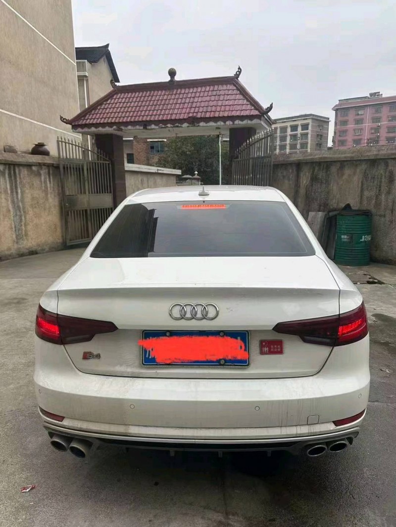 衡陽18年奧迪A4L5