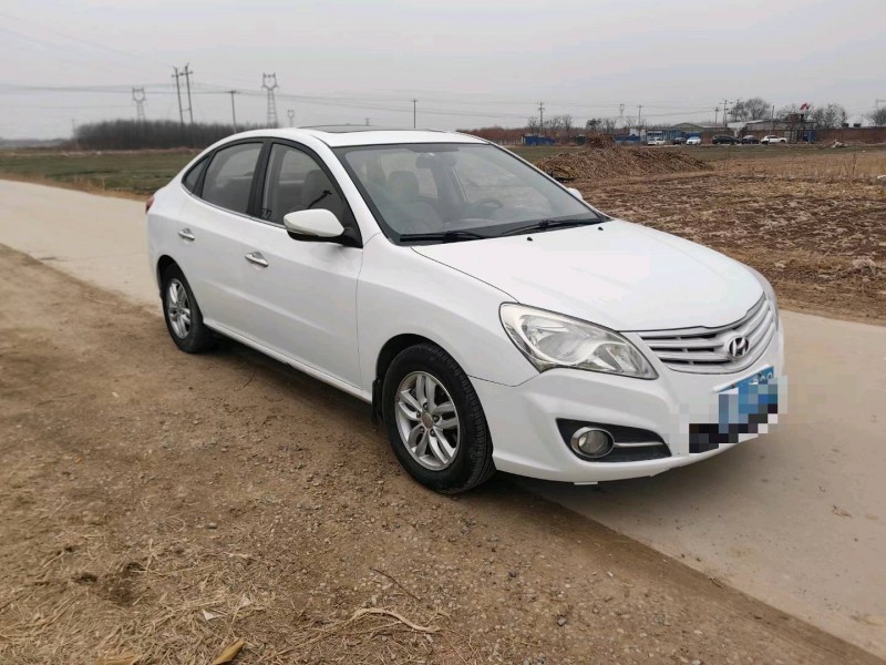 保定15年现代悦动3