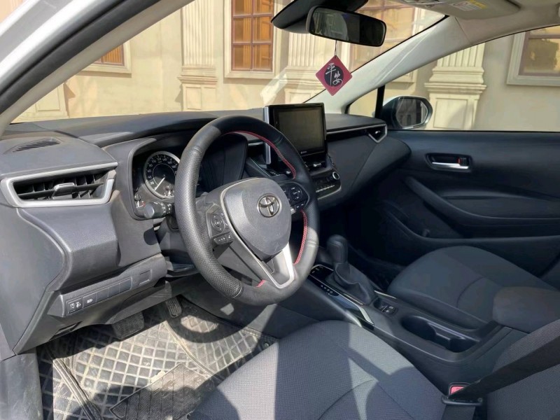 保定19年丰田卡罗拉8