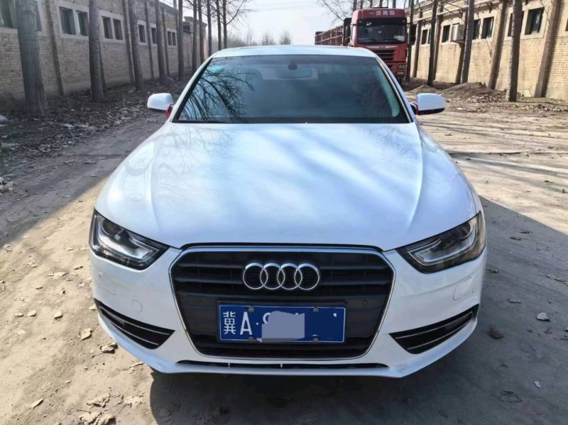 保定13年奥迪A4L1