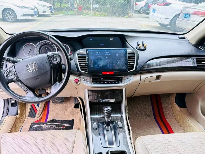 广州15年本田雅阁7