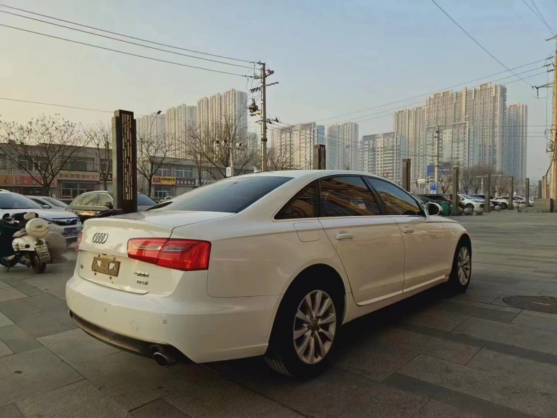 包頭14年奧迪A6L8