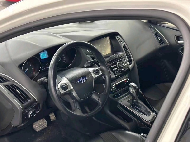 湖州14年福特福克斯6