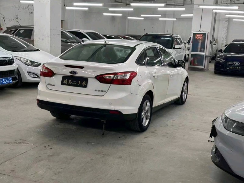 湖州14年福特福克斯7