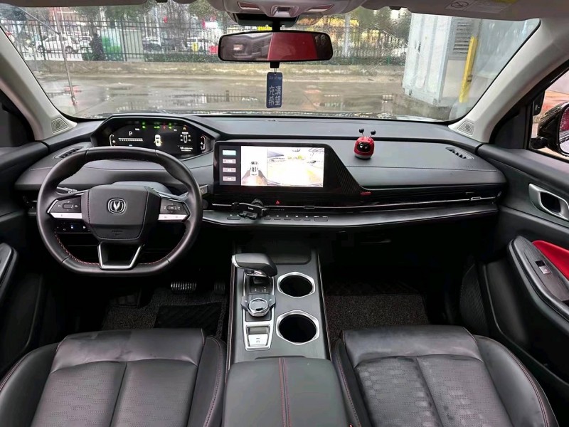 嘉興22年長安汽車CS557