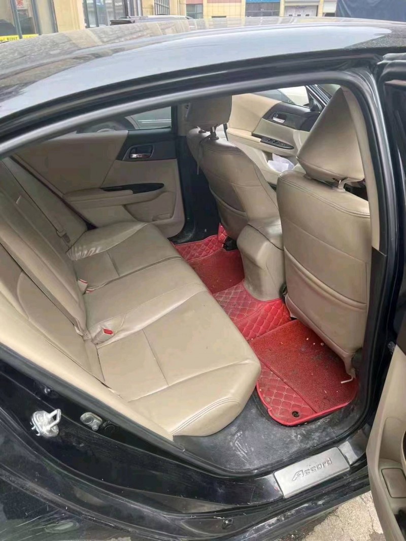 枣庄15年本田雅阁2