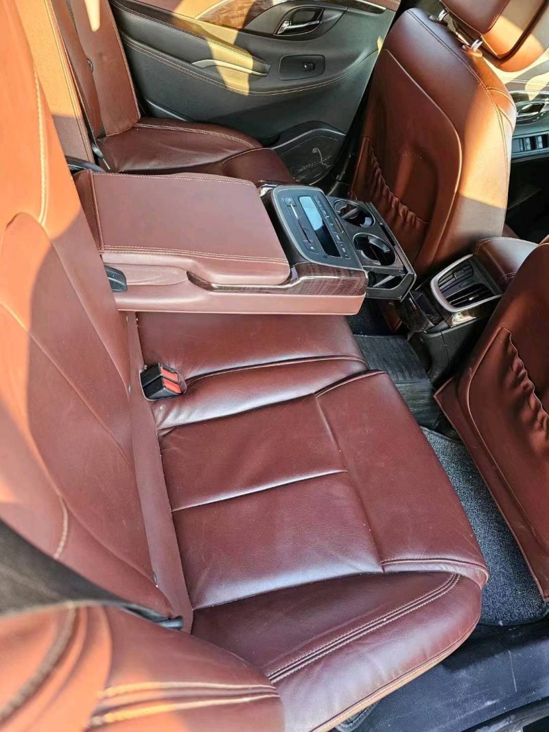 东营15年别克君越4