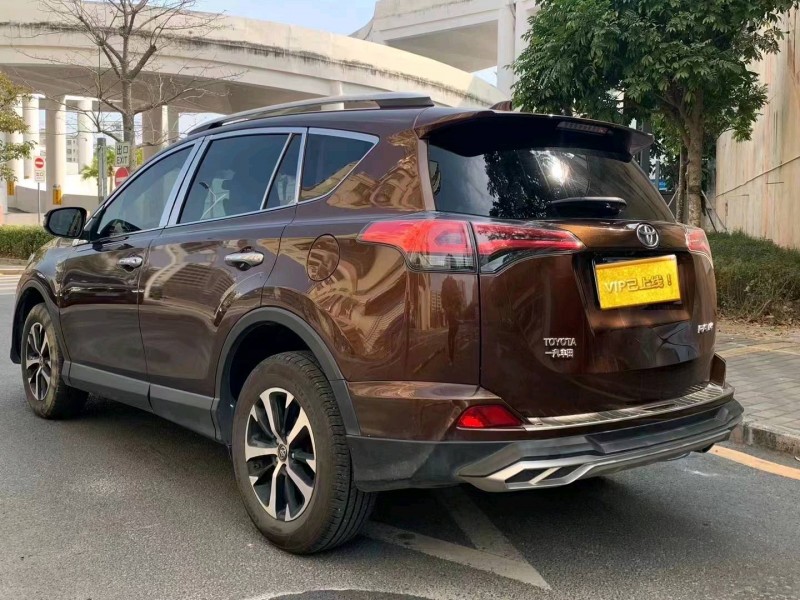 珠海17年丰田RAV4荣放7