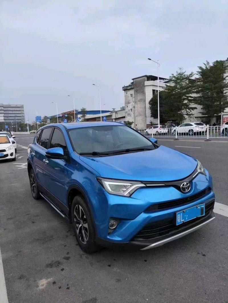 珠海16年丰田RAV4荣放2