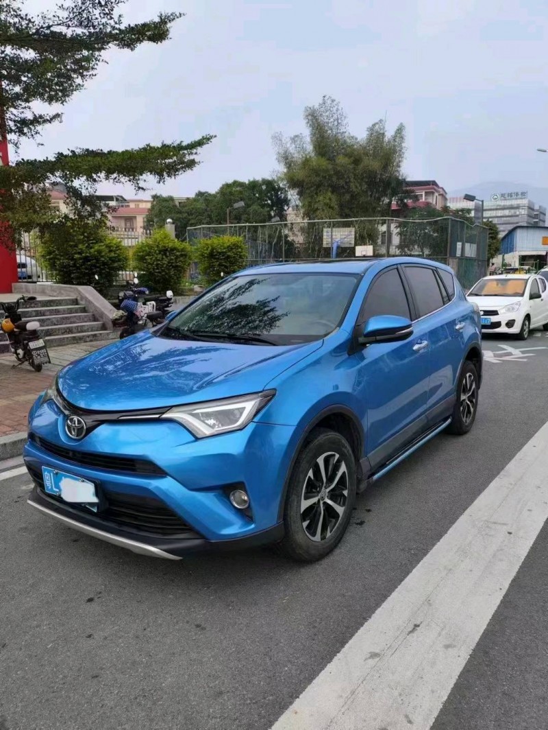 珠海16年丰田RAV4荣放3