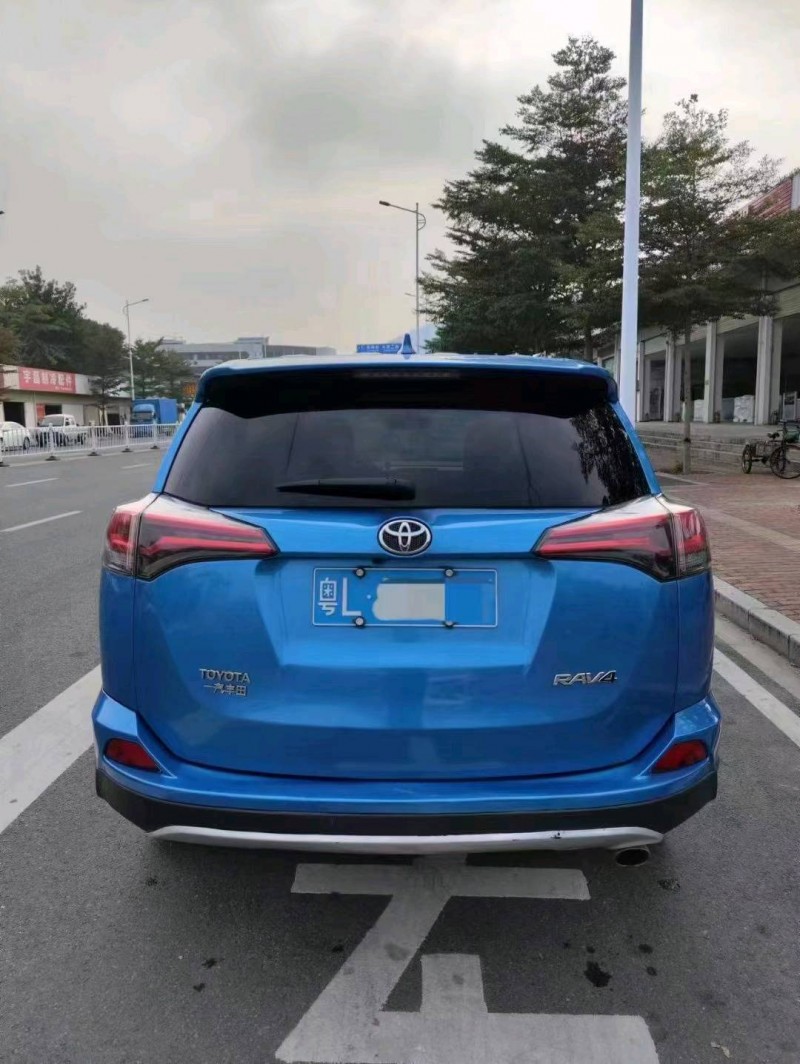 珠海16年丰田RAV4荣放6