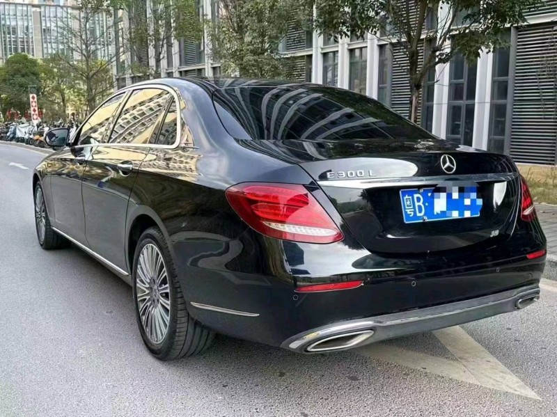 珠海20年奔驰E7