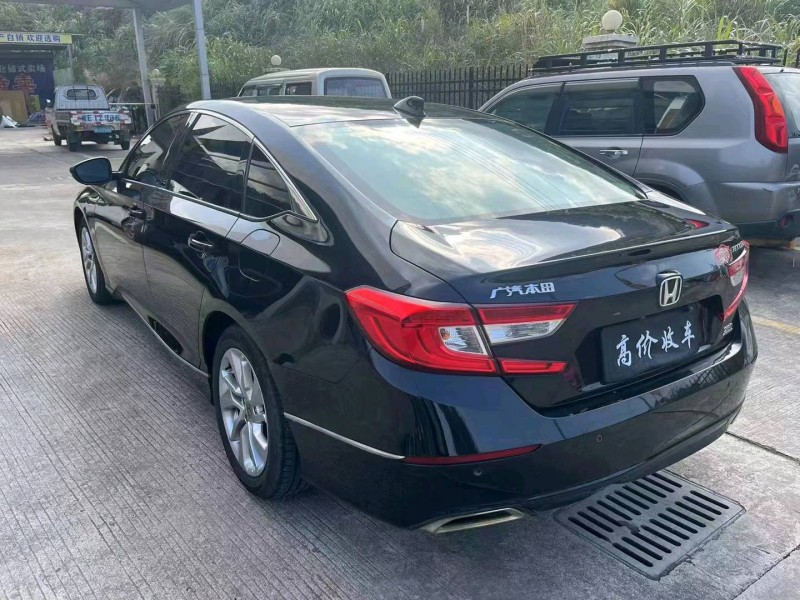 珠海19年本田雅阁4