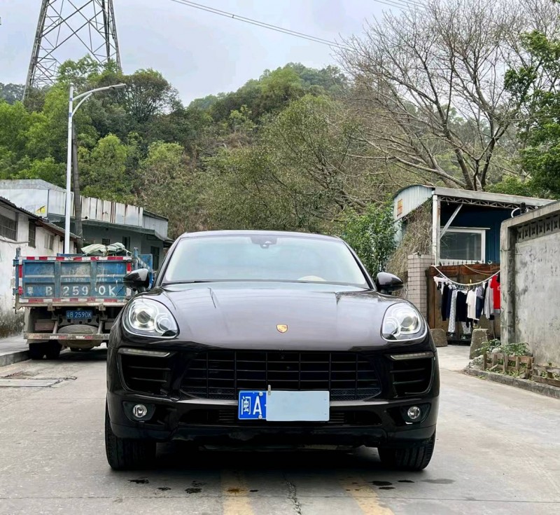 汕头16年保时捷Macan1