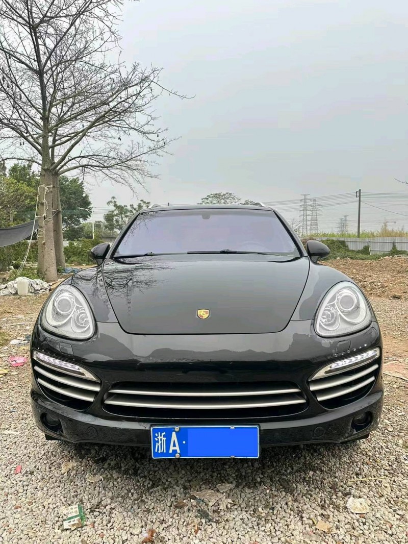 汕头14年保时捷卡宴1