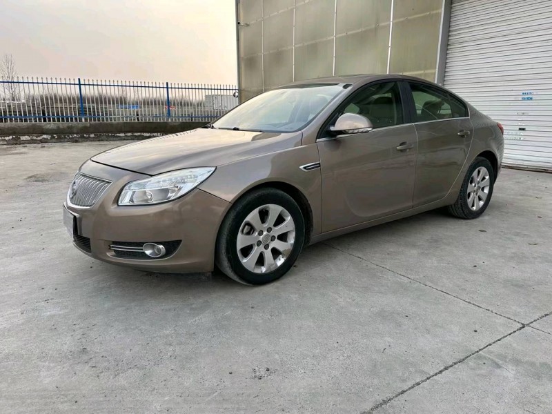 徐州12年别克君威2