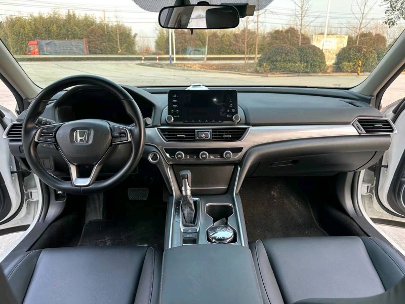 徐州20年本田雅阁5