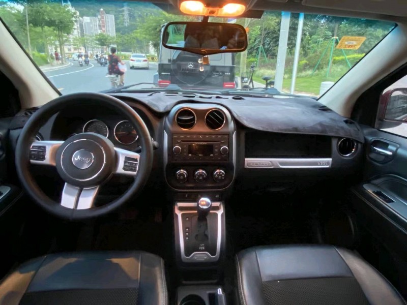 广州15年Jeep指南者8