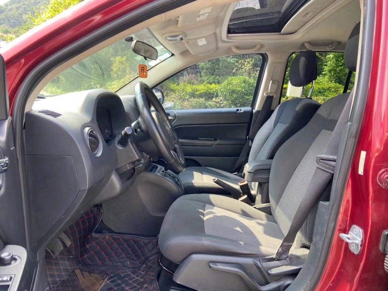 广州12年Jeep指南者9