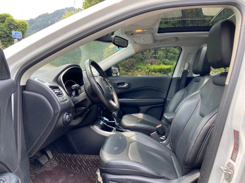 广州17年Jeep指南者8