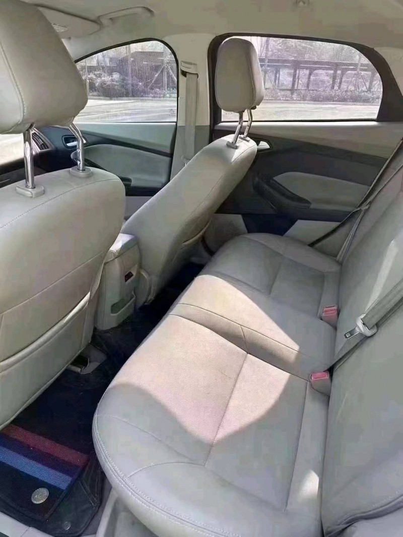 济南16年福特福克斯6