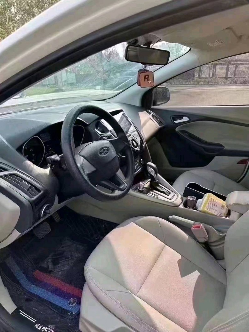 济南16年福特福克斯7