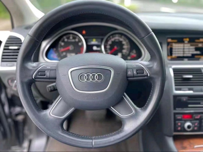 济南15年奥迪Q73