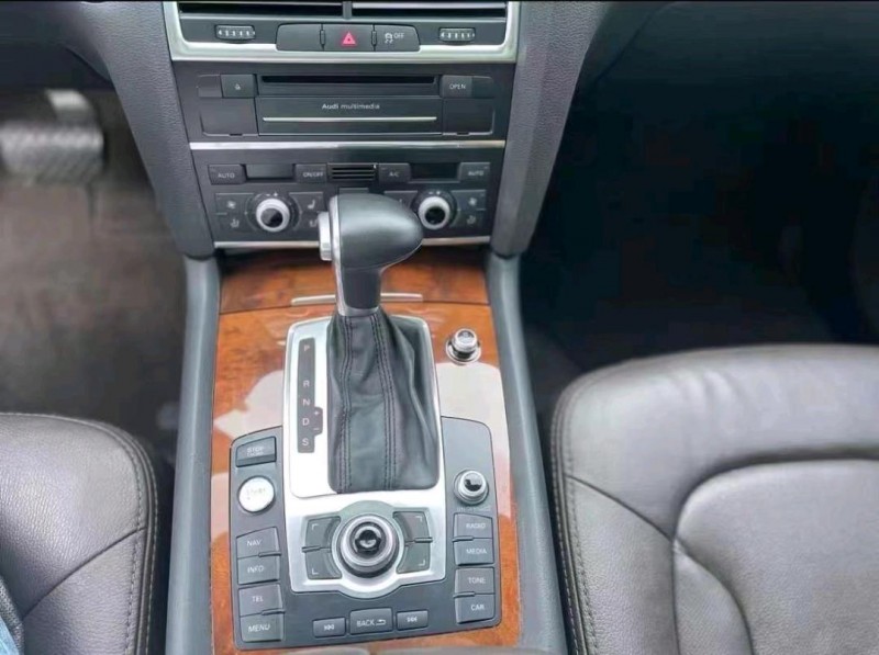 济南15年奥迪Q74