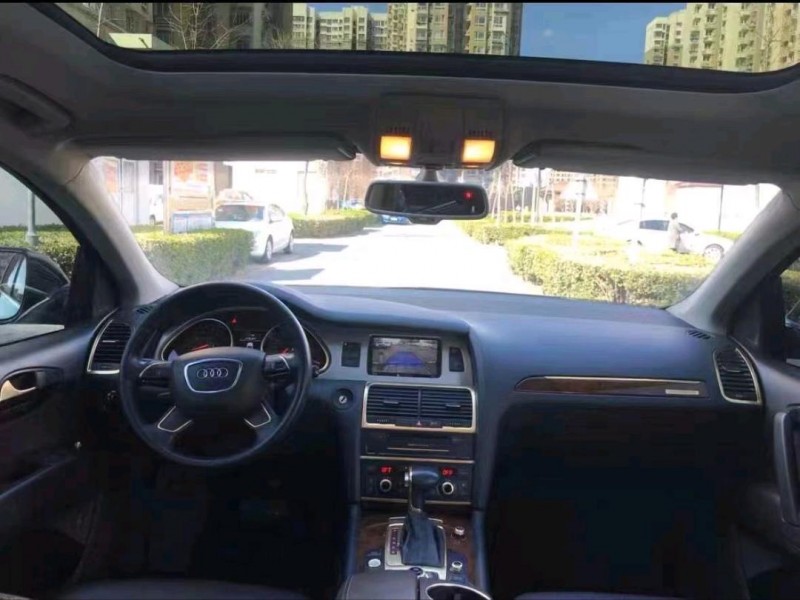 济南15年奥迪Q77