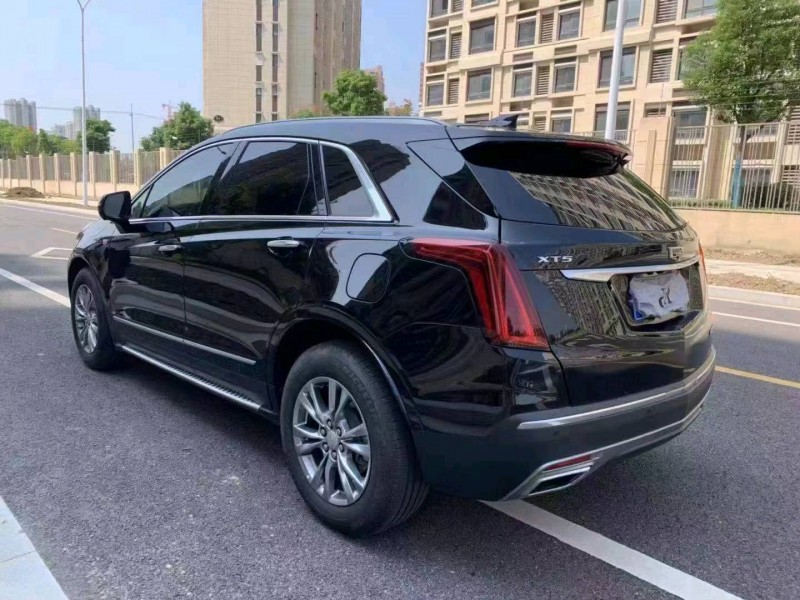 莆田20年凱迪拉克XT57